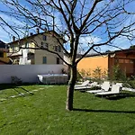 Casa Hanna Garden * Вербания