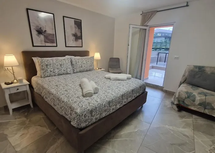 Casa Hanna Garden * Βερμπάνια
