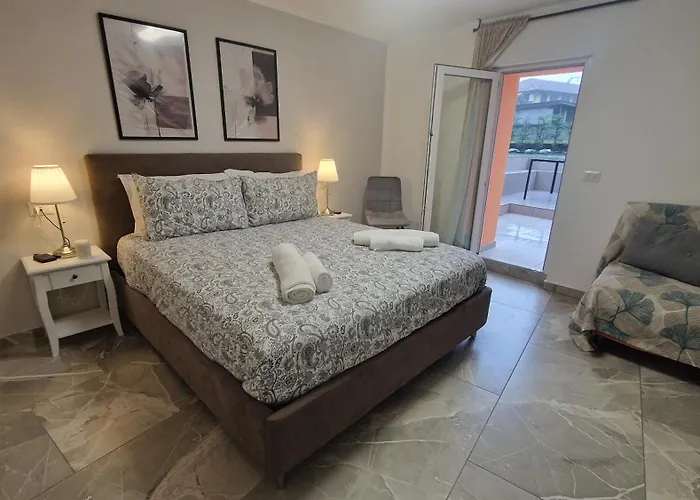 Casa Hanna Garden Apartamento Verbania